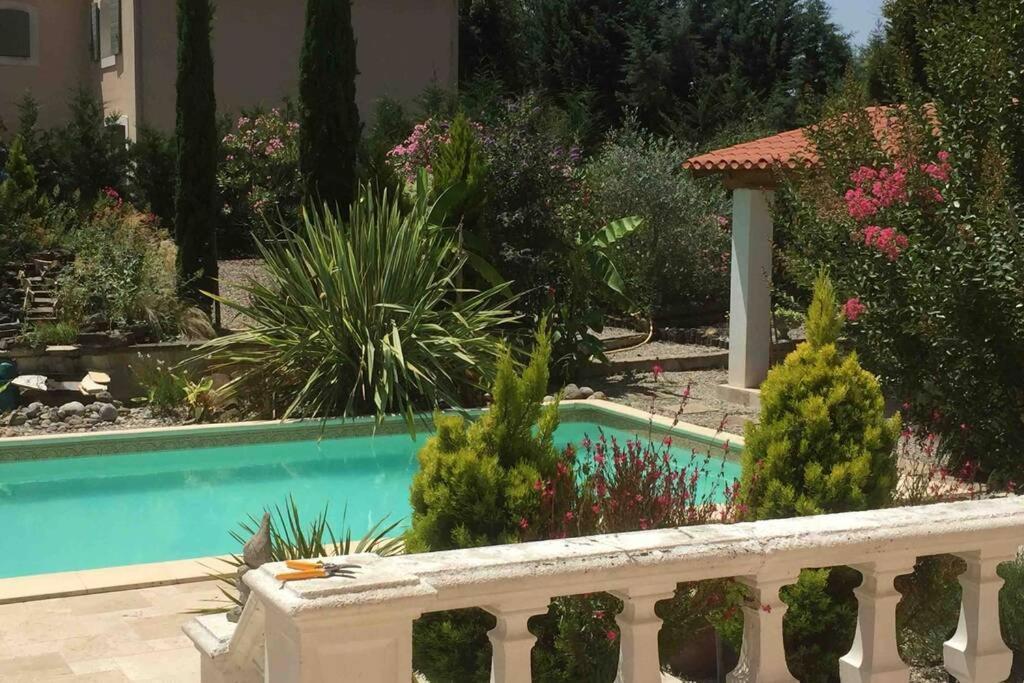 Peaceful 3 Bedroom 8 Person Ground Floor Apartment With Large Private Heated Pool La Digne-d'Amont ภายนอก รูปภาพ